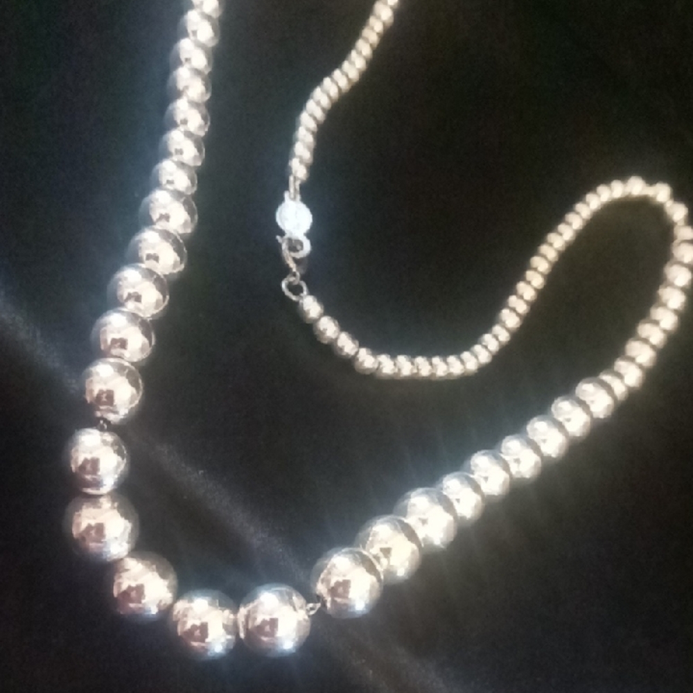 Vintage Napier Geaguated Silver Beaded Necklace 22 In Long